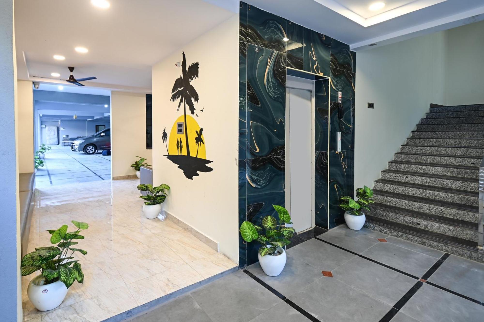 Super Townhouse De Alphabet Karmanghat 하이데라바드 외부 사진
